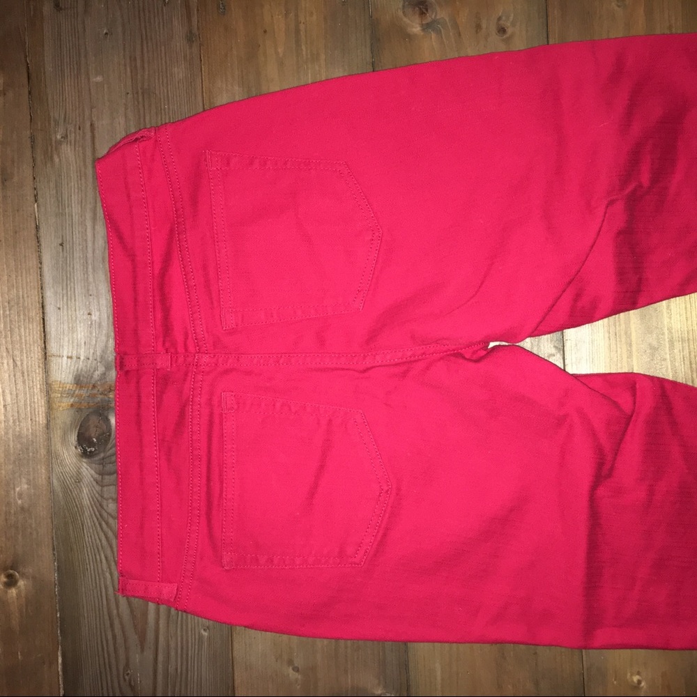 Capris - Picture 4 of 5